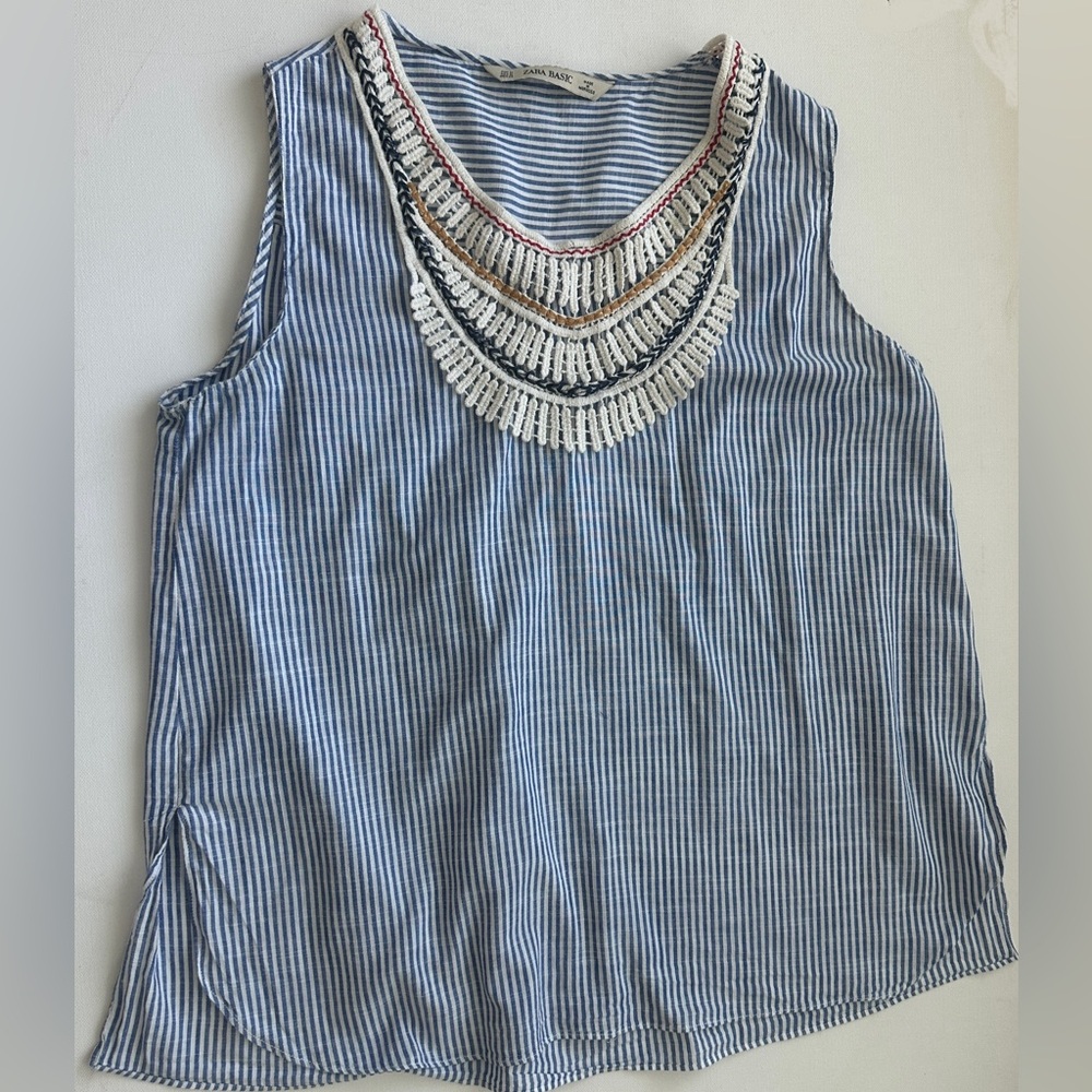 Zara Basic women’s Blue White Stripe Crochet Tank Top. Size M.